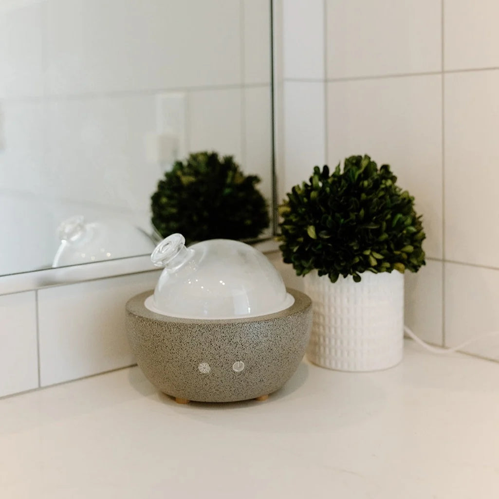 PureAroma™ - Elegant glass dome aromatherapy diffuser
