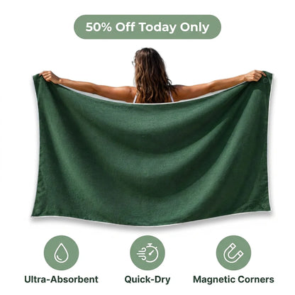 QuickDry™ - Secure magnetic closure and sand-repellent microfiber